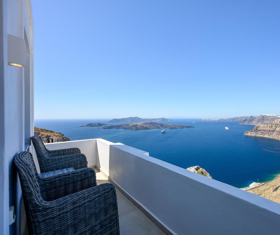 Spectacular view Caldera St V, Megalokhori