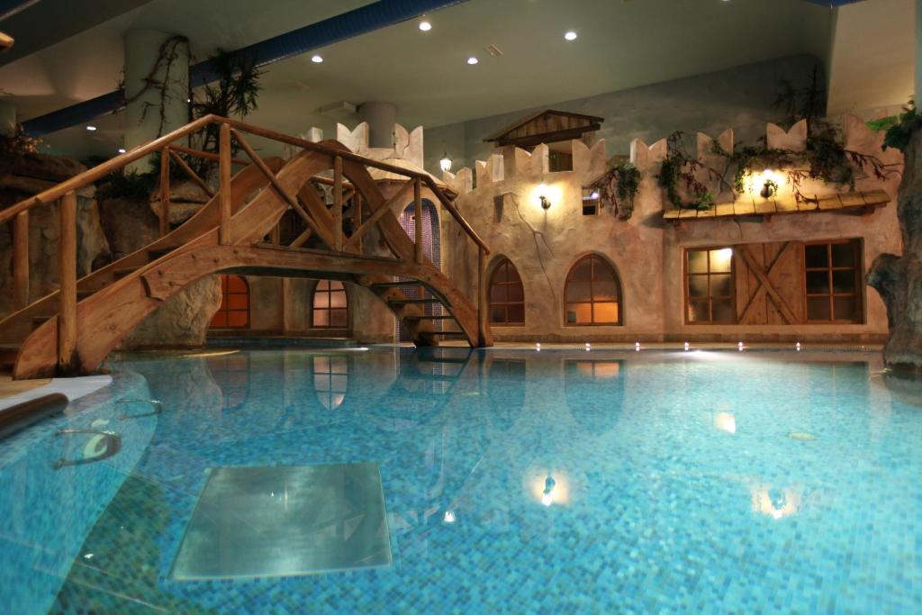 Hotel La Perla photo