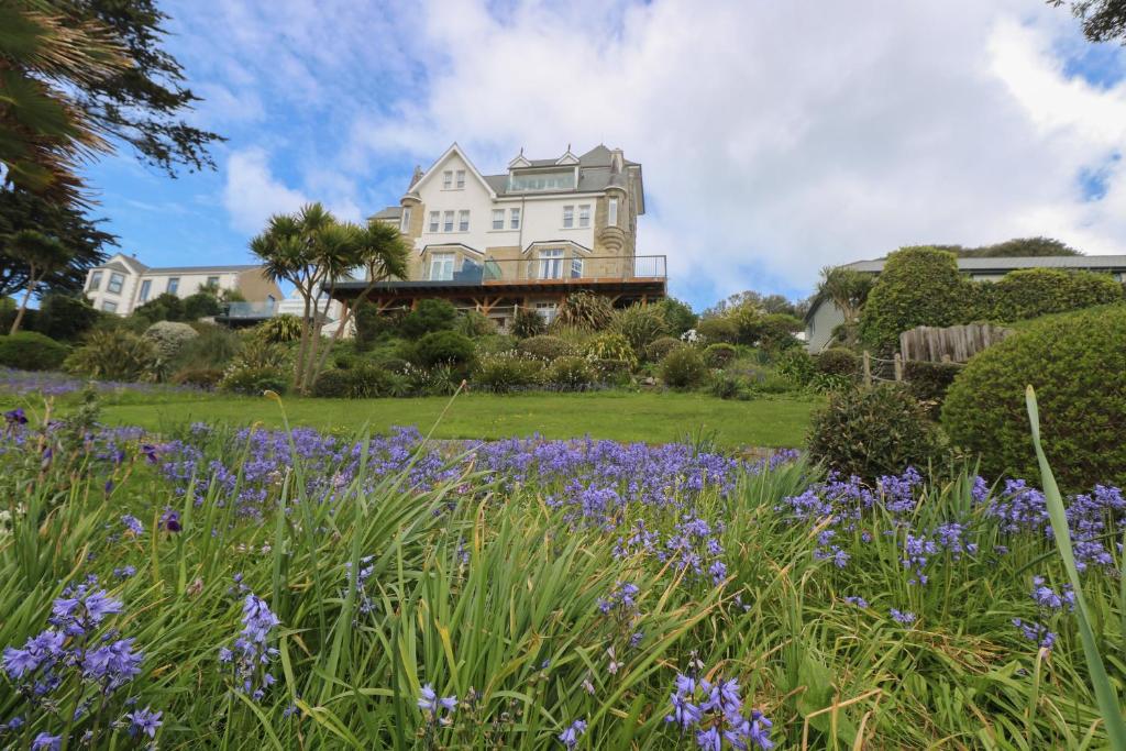 The Tower, 5 Corisande Manor, Newquay