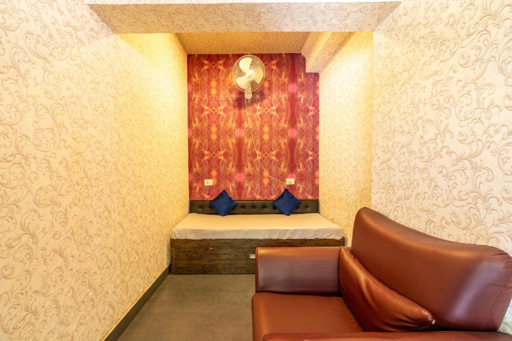 Facilities, SEASONS SUITES (J.P. NAGAR) in Bangalore