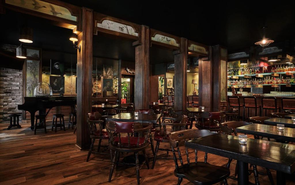 Pub/Lounge