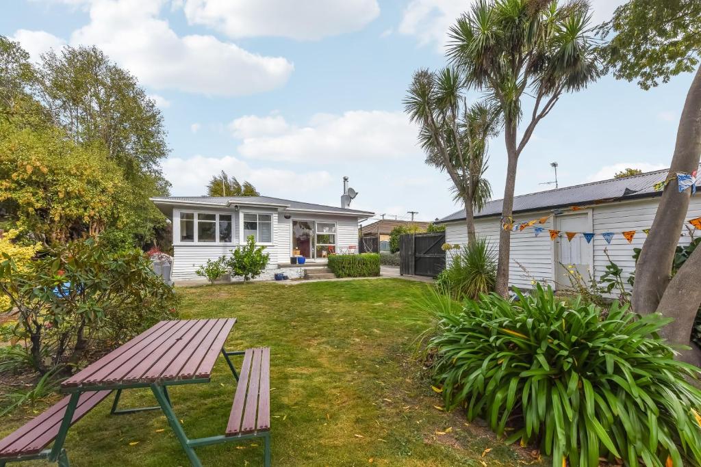 Lush Oasis - Blenheim Holiday Home, Blenheim