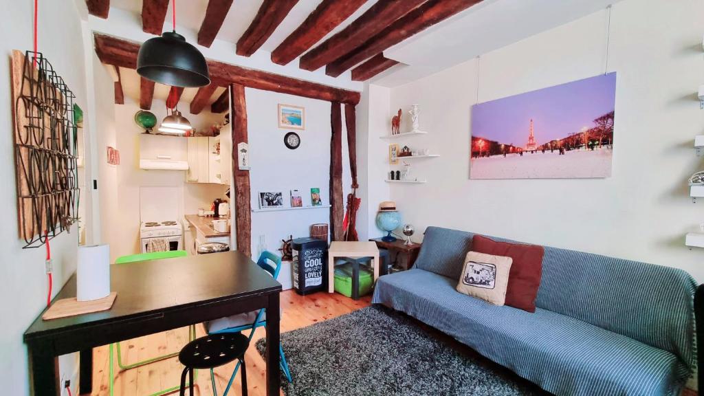 Cozy apartment Central Paris Le Marais with 1 separate Bed room - 2