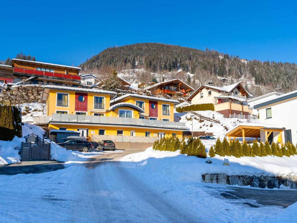 Chalet in Piesendorf near Kaprun Ski Slopes, Dürnberg