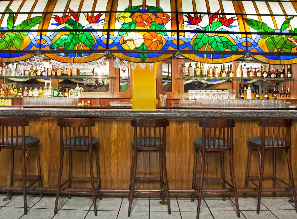 Bar/lounge