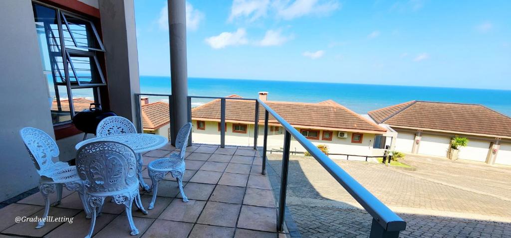 Alomsee 10 - Sleeps 8 with amazing views of the sea, Margate