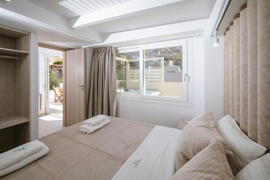 Deluxe Suite with Spa Bath