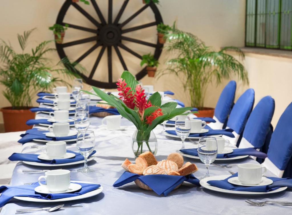 Banquet hall