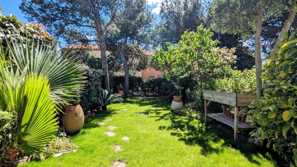 2 Pièces 45m2, Calme, Confort, Mer à 200m, Jardin, Terrasse, Piscine - 2