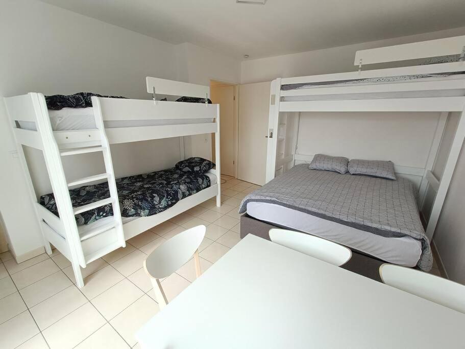 Disney Horizon Parc Studio 5 personnes PK privé gratuit balcon lit bébé - 4