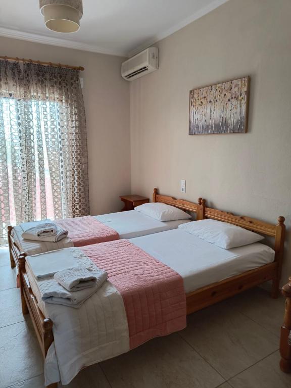 Kostas Christos Rooms