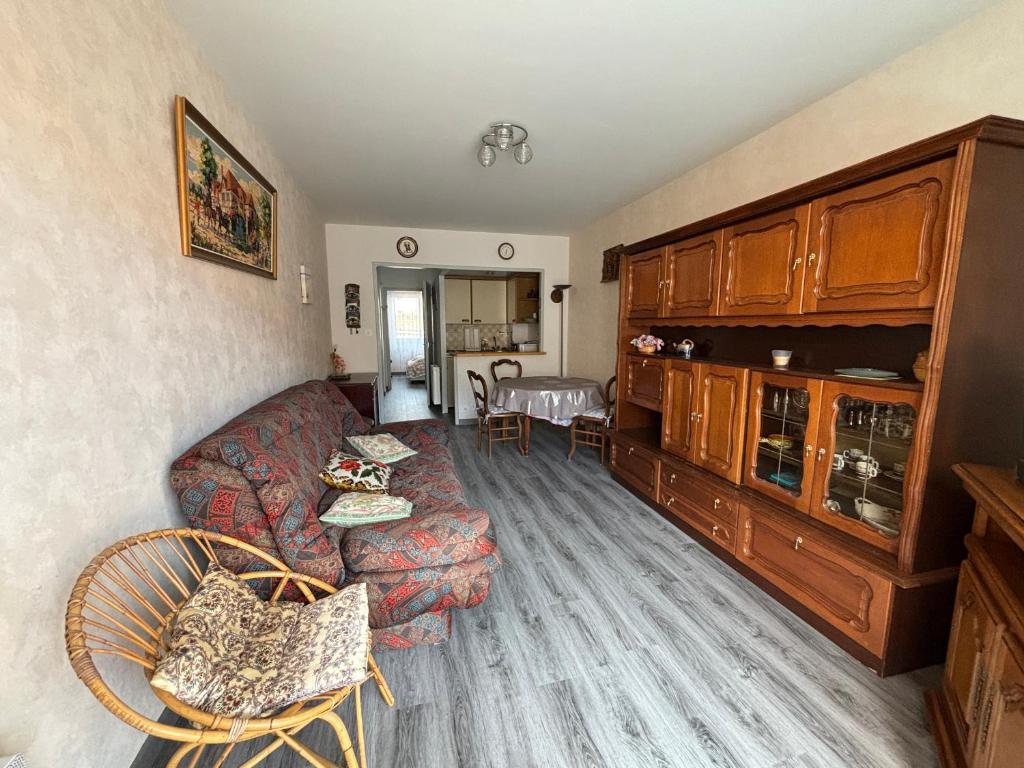 Appartement Confortable à 100m de la Plage, Centre-ville Les Sables-d'Olonne - FR-1-197-593 - 3