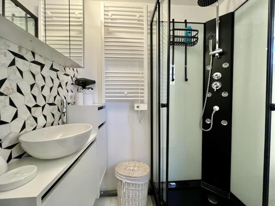 Studio duplex proche mer gare commerce - 5