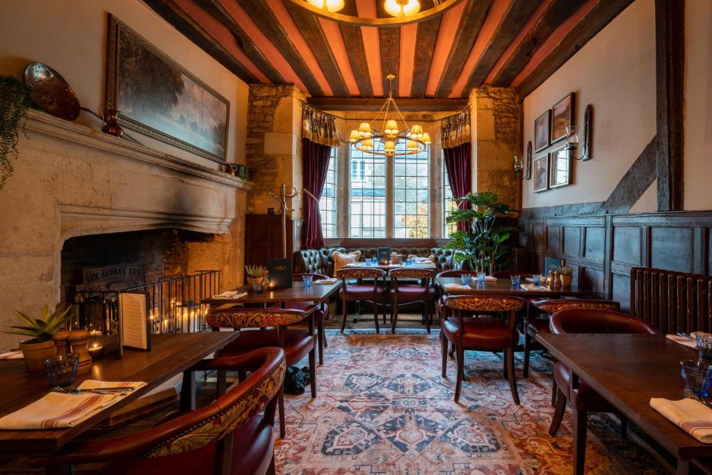 The George Inn, Norton St Philip photo 3