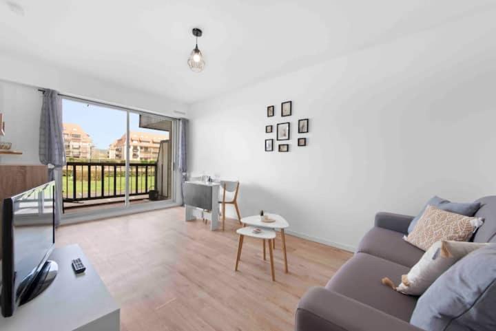 Un Cocon au Bord de l'Océan Vue Partielle sur Mer, Villers-sur-Mer