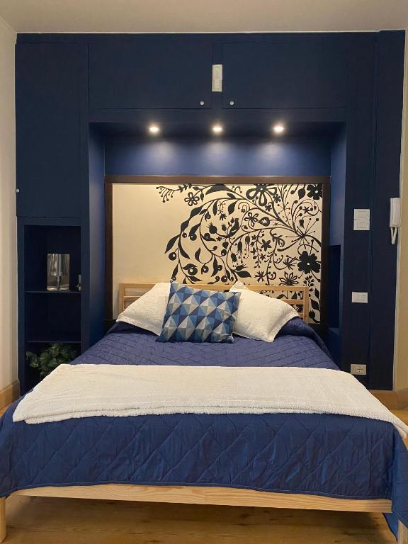 Blue Suite - 2