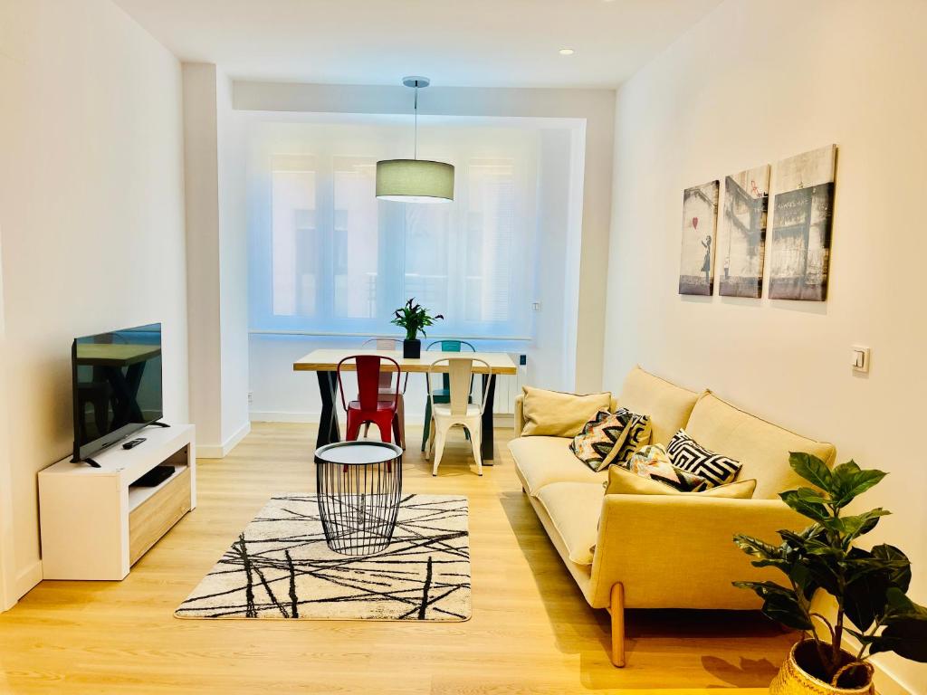 Sagues Beach Apartment - 2