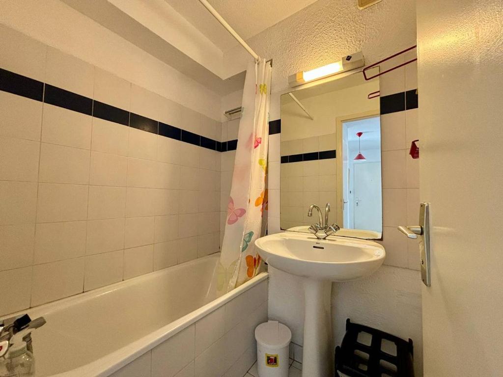 Carnac : Appartement 3 pièces avec Balcon pour 4 pers, animaux admis, parking - FR-1-377-14 - 4