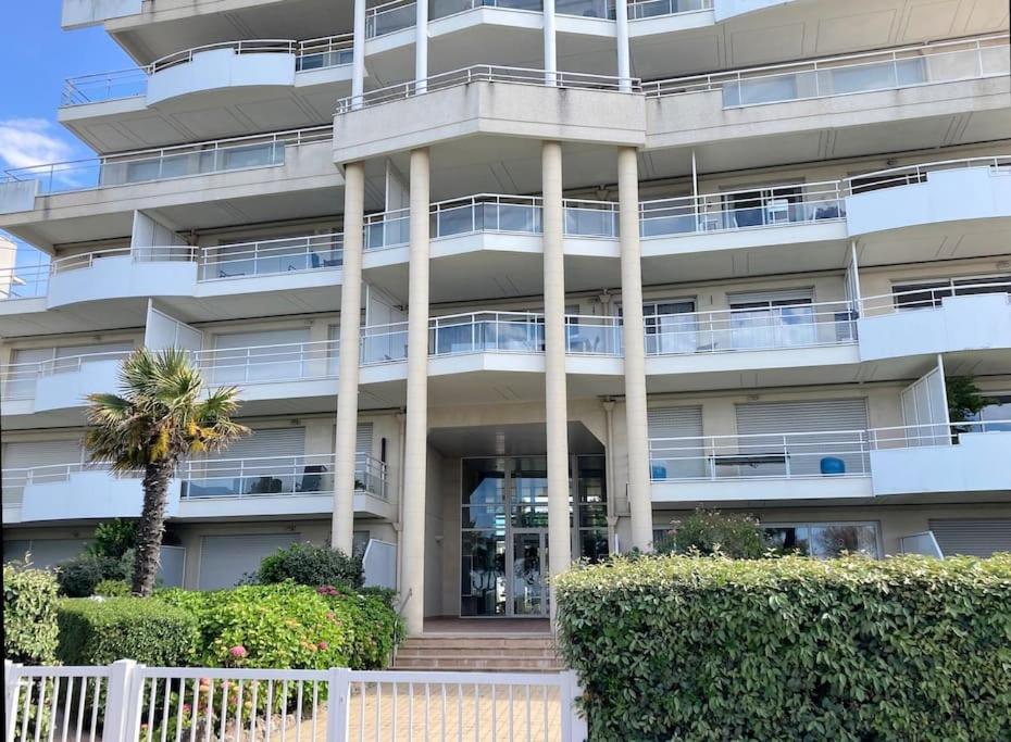 APPARTEMENT T3 VUE MER AVEC GRANDE TERRASSE - 2