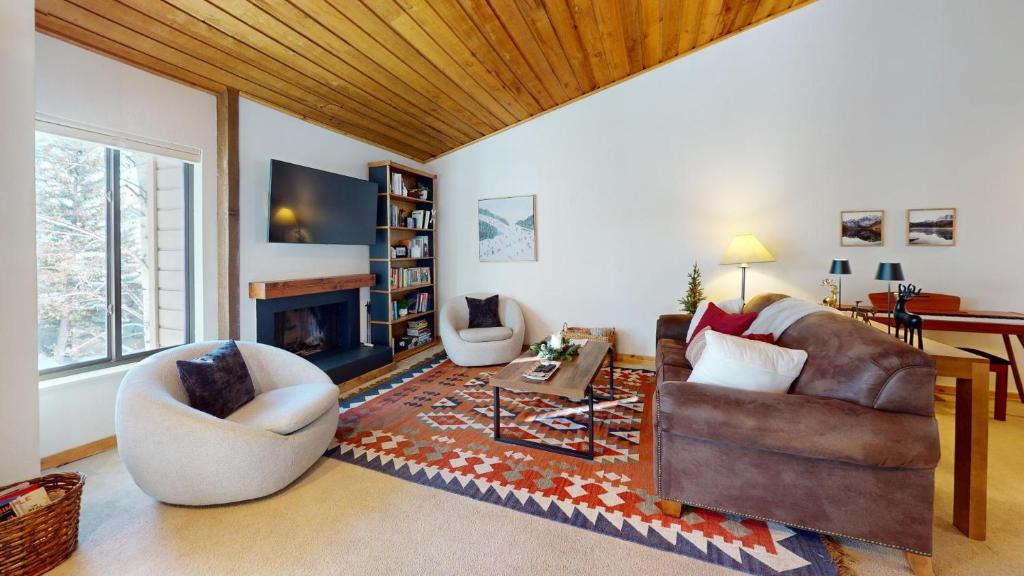 Ridge Condo 2660, Sun Valley