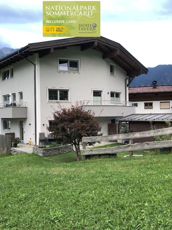 Ferienhaus Bergauf with Hot Tub - 2