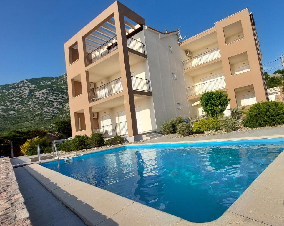 Seaside 11, Karlobag