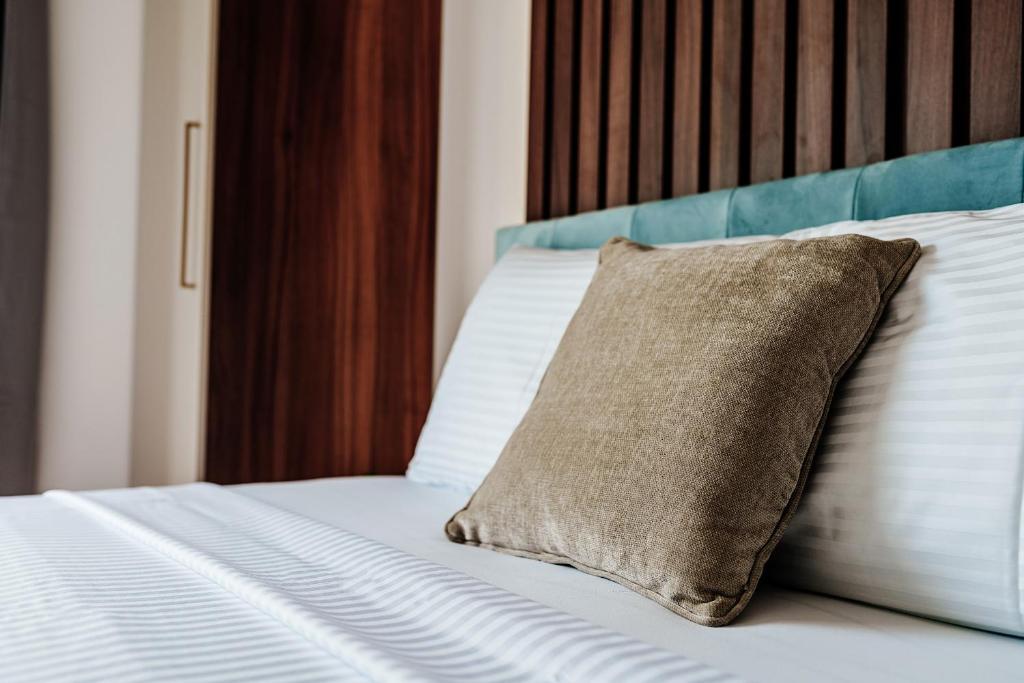 Skyline Apartments by In Property - 5