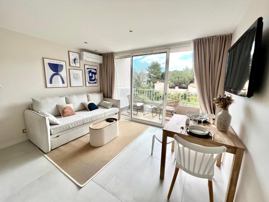 Saint Cyprien, superbe appartement calme proche du port, parking - 1