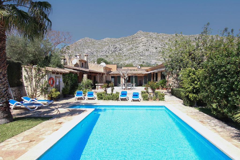 Martorell, Pollença