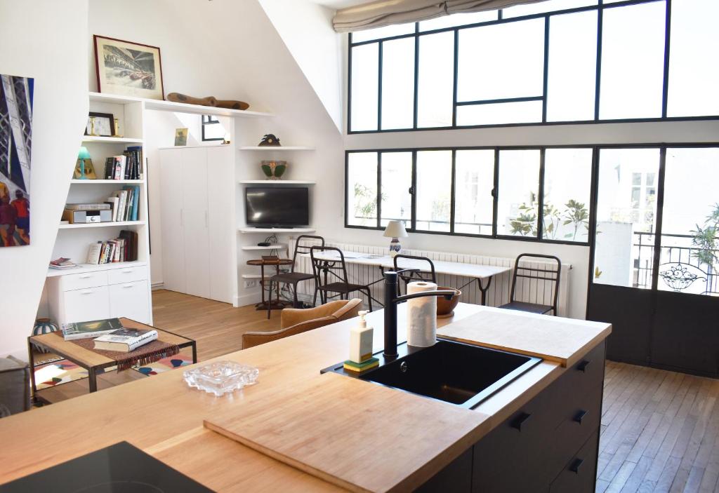 Artist Loft - 2