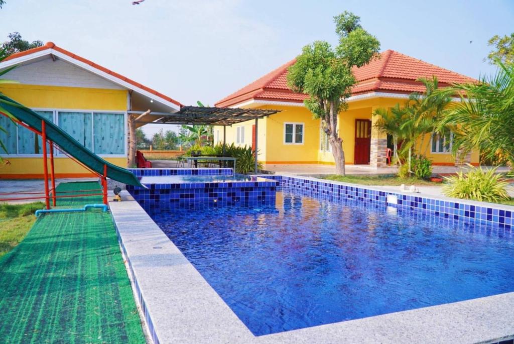 Tanfah Resort