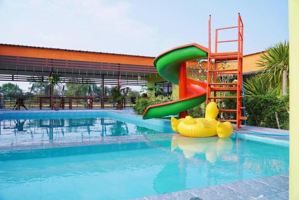 Tanfah Resort