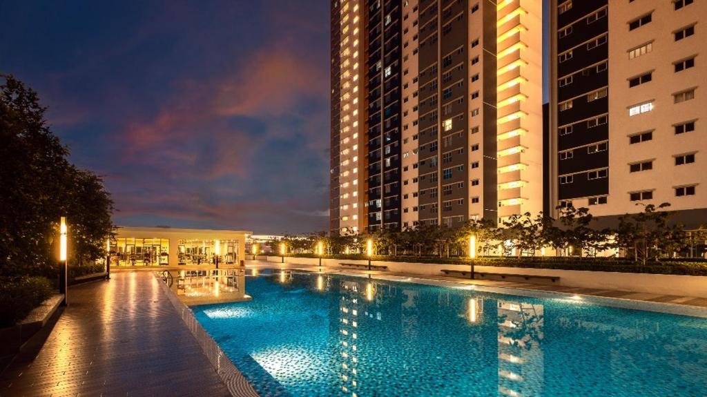 Mirzas Alanis, Sepang