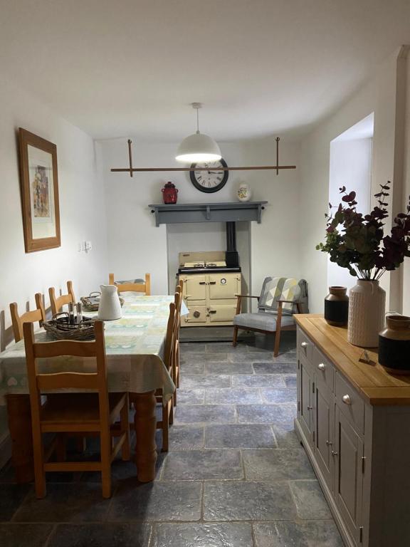 The Farmhouse, Ystradgynlais photo 7