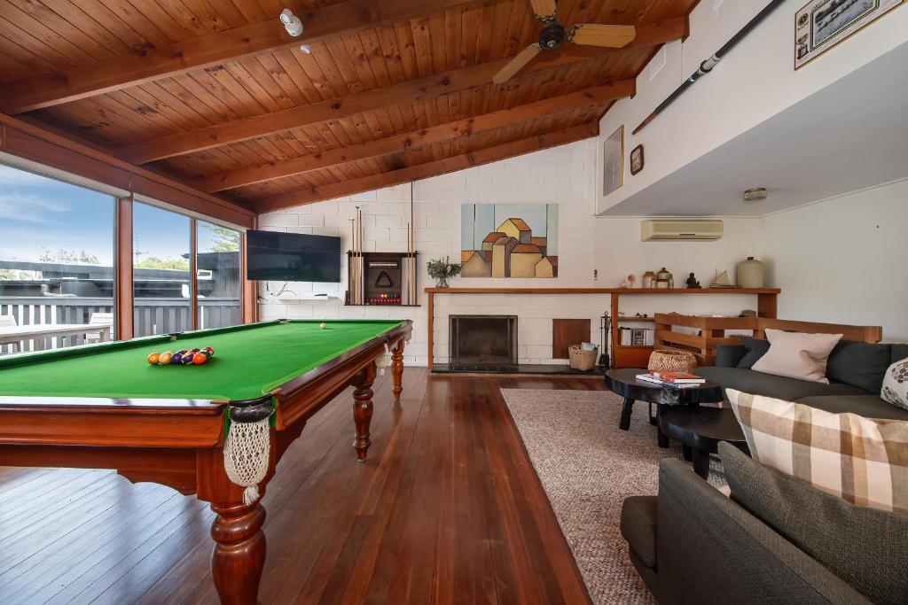 Somers Dunescape across from the beach, Somers