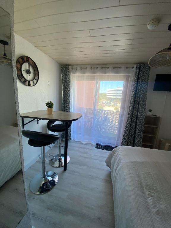 Studio Centre Port avec piscine résidence Port Richelieu - 3