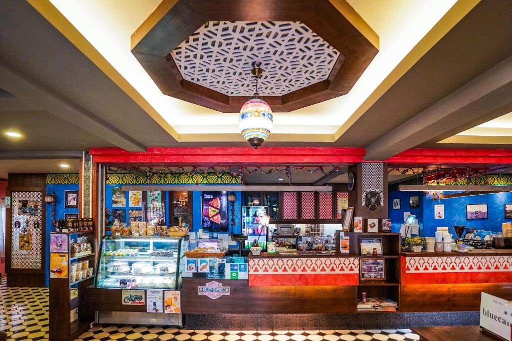 フロント・ロビー