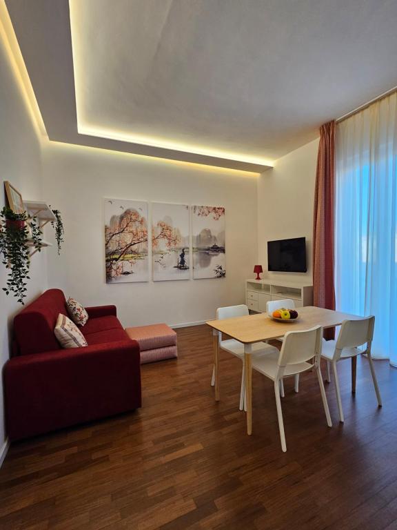 Pangea - Asia, Trani