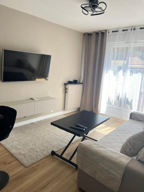 Seaview Serenity Studio - 3