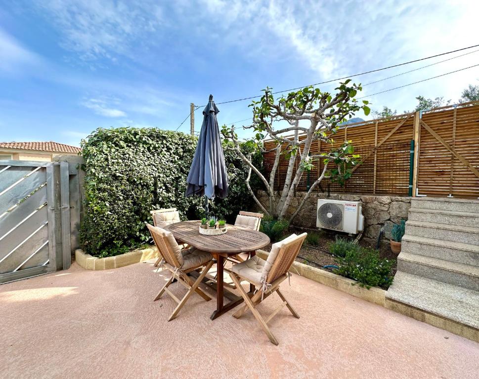 Saint-Antoine - rez-de-villa rénové avec terrasse et entrée privée, parking Calvi - 4
