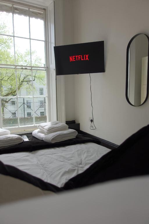 1 bedroom apartment - The Onyx, Cheltenham