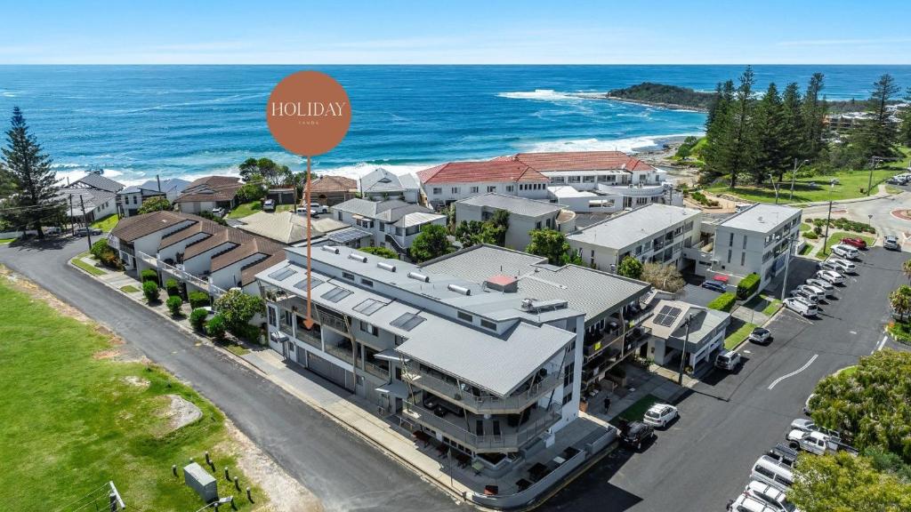 Pilotage 3 - Ocean and Lighthouse views, Yamba