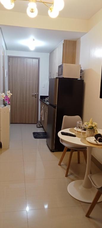 Condominium Staycation Near MOA & Airport, Manila