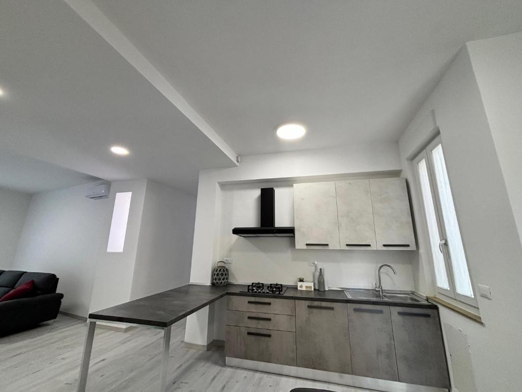 Grey House - 4