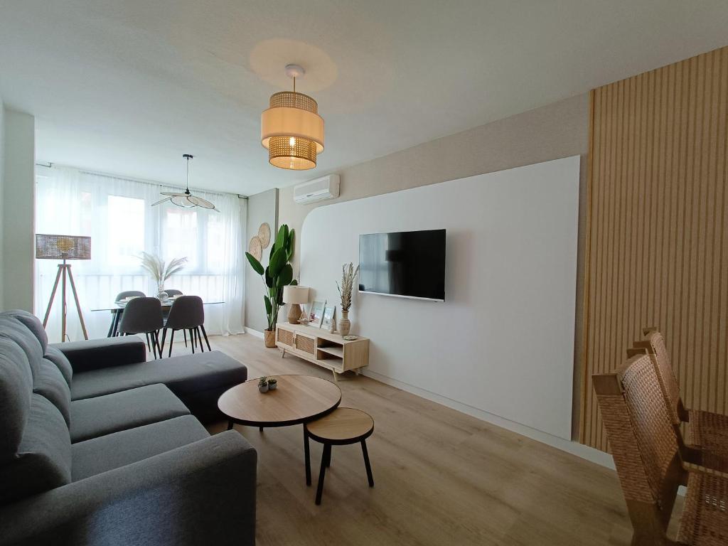El Palmeral en Aguadulce Apto para 4 personas con AC, Wifi y Piscina - 2