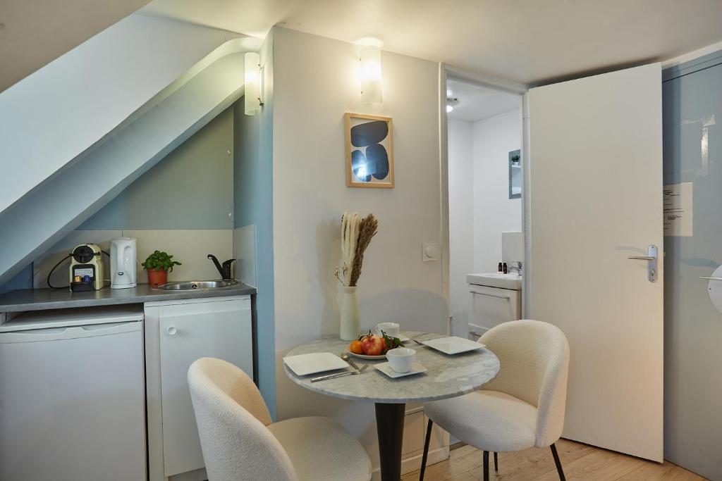 Studio Place Vendome by Studio prestige - 2