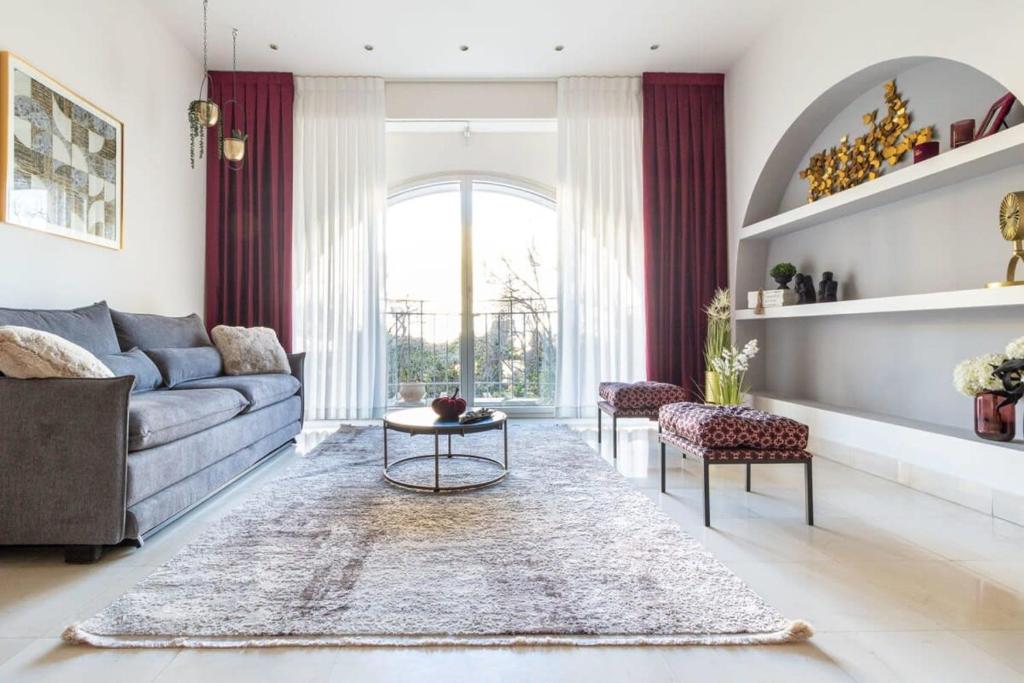 Cosy Studio in Mamilla, free parking up to 5 ppl, Jeruzalém