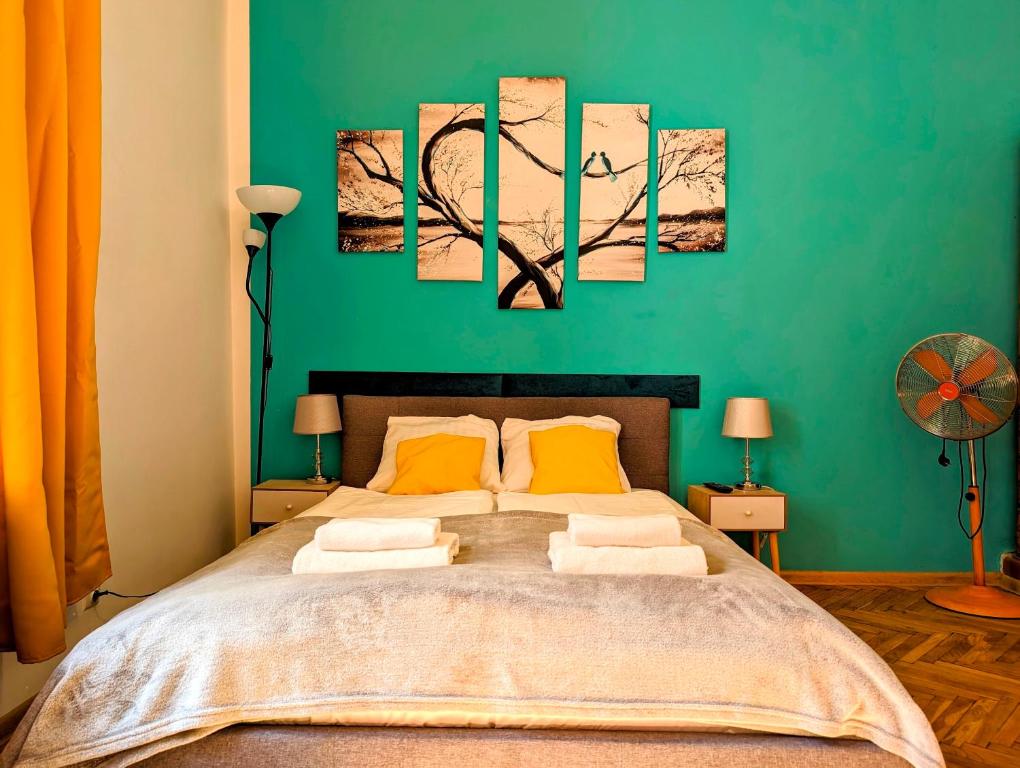 Wiślna 4 by Homeprime, Kraków