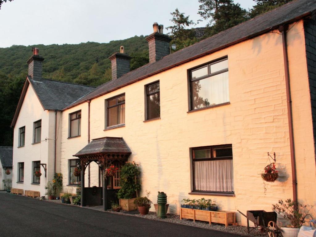 Padarn Apartment at Glanybala Holidays photo 4