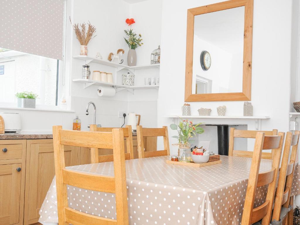 Lowena Cottage, Looe photo 7